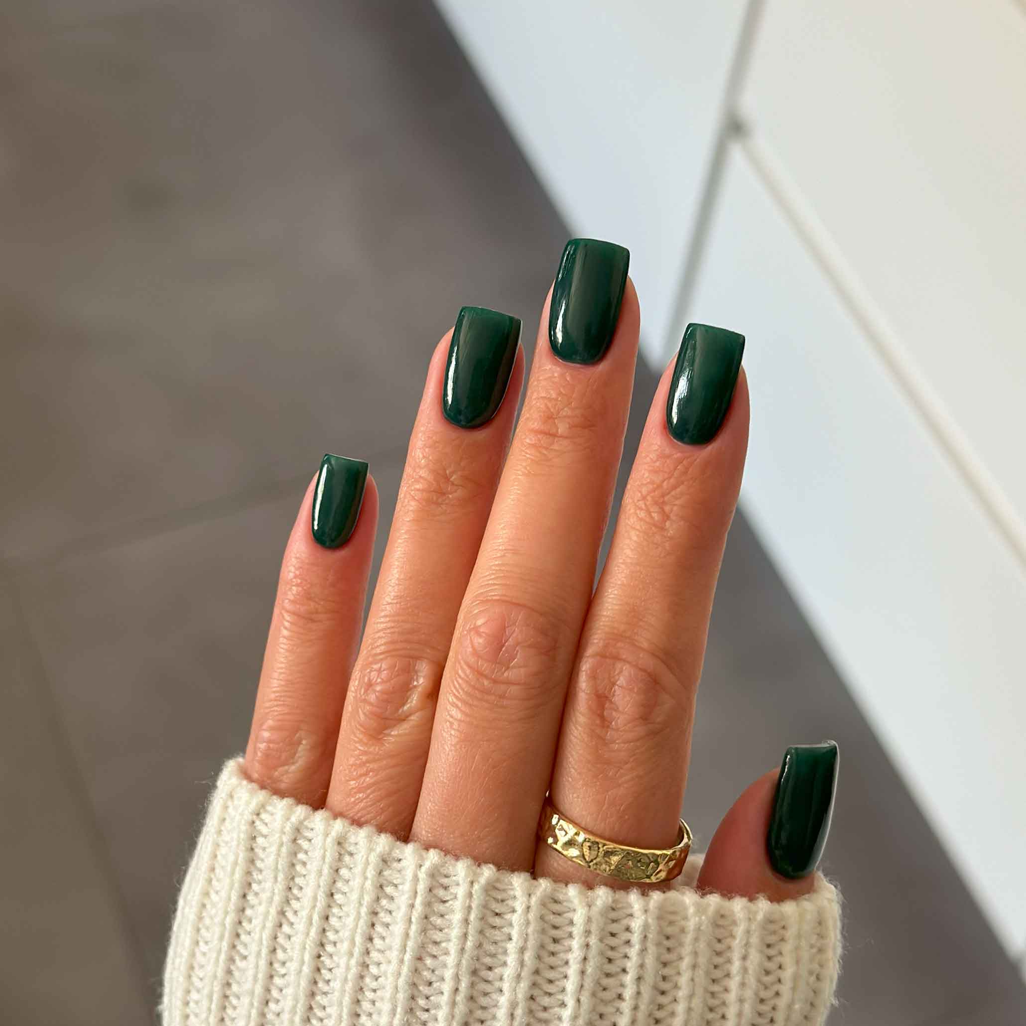 green nail polish